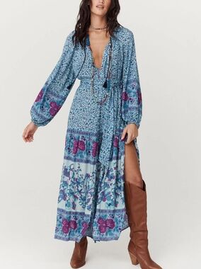 Spell love Jetty Gown In Blue Nirvana Floral Long Sleeve Maxi Sun Dress Sz XXL